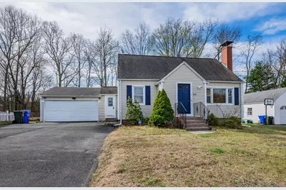 109 Chester Street, East Hartford, CT 06108 - Photo 1