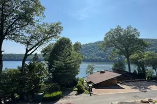 9 Lake Point Dr, New Milford, CT 06776 - Photo 1