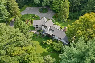 23 Old Mailcoach Rd, Redding, CT 06896 - Photo 1