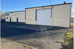 5 Old Bradley St, East Haven, CT 06512 - Photo 1