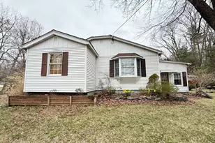 44 Red Bridge Rd, Thompson, CT 06255 - Photo 1