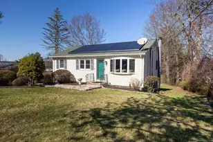 4 Nicholas St, Danbury, CT 06810 - Photo 1