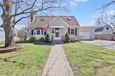 18 Edmund Street, Manchester, CT 06040 - Photo 1