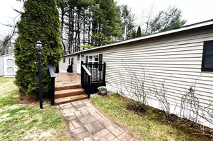 91 Chaffeeville Rd, Mansfield, CT 06250 - Photo 1