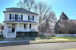 33 N Hoadley St, Naugatuck, CT 06770 - Photo 1