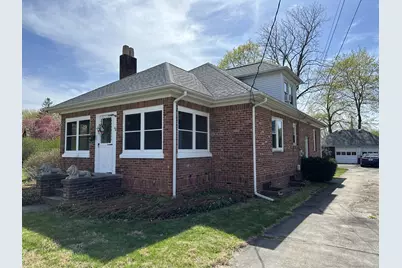 44 Miner Avenue, Waterford, CT 06385 - Photo 1