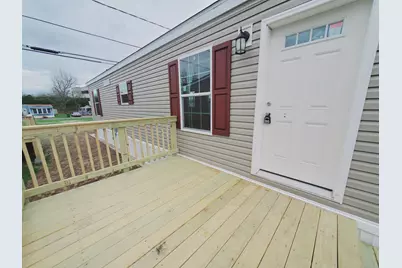 525 East Main Street #44, Branford, CT 06405 - Photo 1