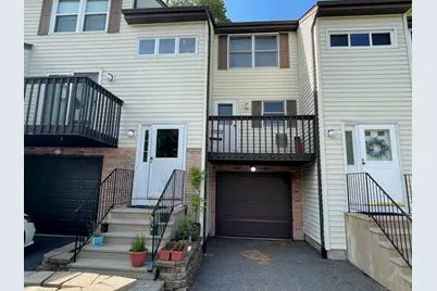 4 Oak Forest (Aka 44) Drive #4, Manchester, CT 06042 - Photo 1