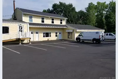 1244 Farmington Avenue #3, Berlin, CT 06037 - Photo 1