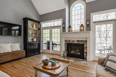 2 North Point Landing #2, Avon, CT 06001 - Photo 1