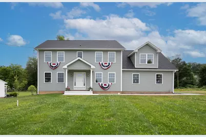 896 East Street, Middletown, CT 06457 - Photo 1