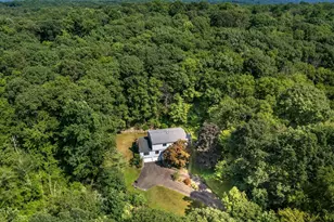 8 Oak Ln, Weston, CT 06883 - Photo 3