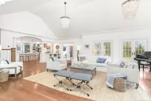 47 Peaceable St, Ridgefield, CT 06877 - Photo 1