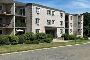 300 Meadowside Rd, Milford, CT 06460 - Photo 1