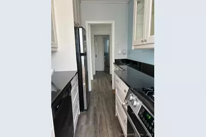 104 Woodside Green #2A, Stamford, CT 06905 - Photo 1
