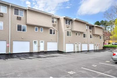 220 Main Street #APT 7G, New Hartford, CT 06057 - Photo 1