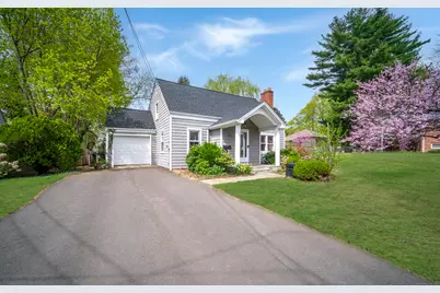 22 Hooker Drive, West Hartford, CT 06107 - Photo 1