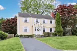 81 Southfield Rd, Fairfield, CT 06824 - Photo 1