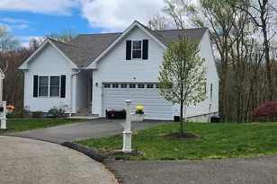 286 Beth Ln, Waterbury, CT 06705 - Photo 1