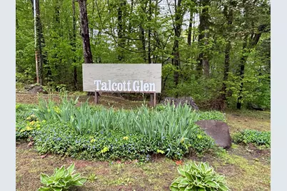 11 Byrne Court #A2, Farmington, CT 06032 - Photo 1