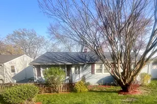 8 Tetlow St, West Haven, CT 06516 - Photo 1