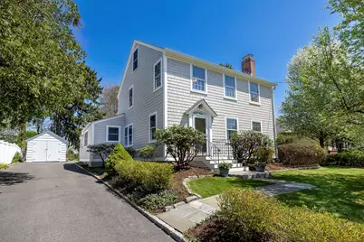 13 Rochambeau Avenue, Ridgefield, CT 06877 - Photo 1