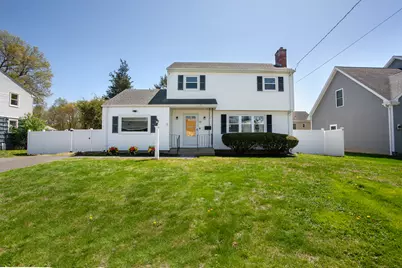 19 Pine Street, Newington, CT 06111 - Photo 1