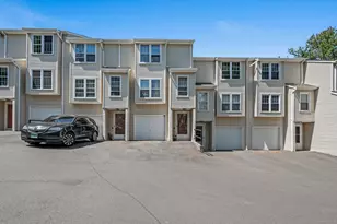 25 Deerwood Ln, Waterbury, CT 06704 - Photo 1