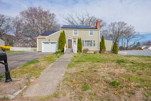 50 Fox Hill Rd, Stratford, CT 06614 - Photo 1