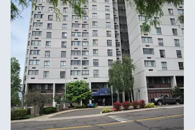 60 Strawberry Hill Avenue #1016, Stamford, CT 06902 - Photo 1