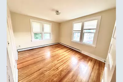 1019 West Main Street #3R, Waterbury, CT 06708 - Photo 1