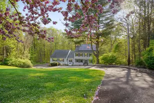 95 Pepperidge Cir, Stratford, CT 06614 - Photo 1