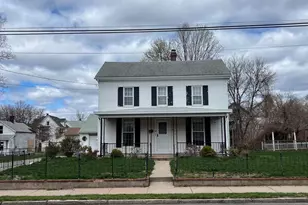 39 Eldridge St, Manchester, CT 06040 - Photo 1