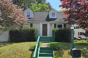 12 Damson Ln, Naugatuck, CT 06770 - Photo 1