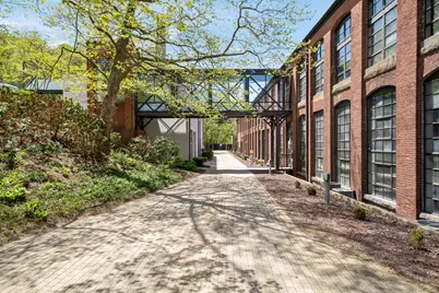 68 Thermos Avenue #112G, Norwich, CT 06360 - Photo 1