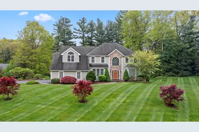 8 Pearl Street, Newtown, CT 06482 - Photo 1