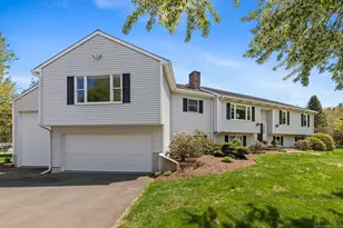 3 River Edge Dr, Newtown, CT 06482 - Photo 1