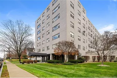 891 Farmington Avenue #5F, West Hartford, CT 06119 - Photo 1