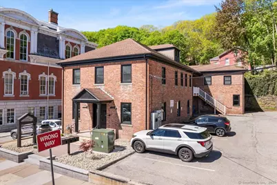 110 Broadway, Norwich, CT 06360 - Photo 1