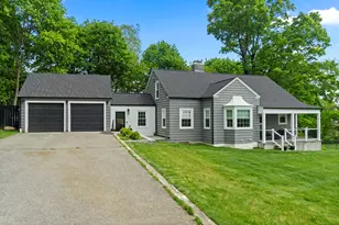 227 Sugar St, Newtown, CT 06470 - Photo 1