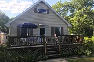 33 Maple St, Stonington, CT 06378 - Photo 1