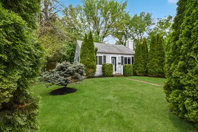 37 Naubuc Avenue, East Hartford, CT 06118 - Photo 1