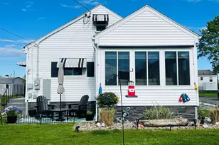 116 Chalker Beach Rd, Old Saybrook, CT 06475 - Photo 1