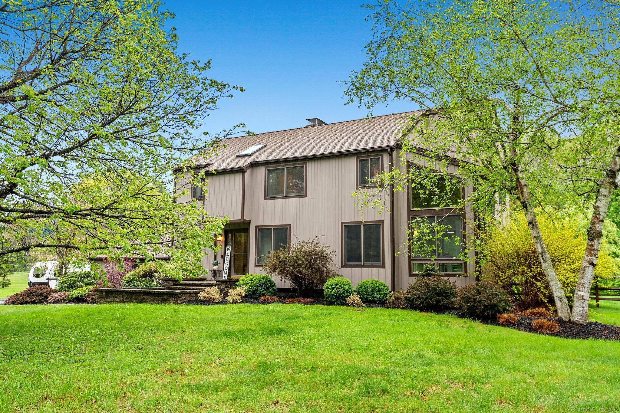 4 Smokey Ridge Rd, Simsbury, CT 06070 - MLS 24093881 - Coldwell Banker