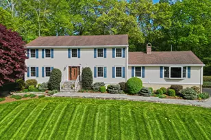 684 Aspen Ln, Orange, CT 06477 - Photo 1