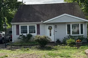 16 Glen Hills Rd, Meriden, CT 06451 - Photo 1