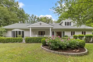 124 Westover Ln, Stamford, CT 06902 - Photo 1