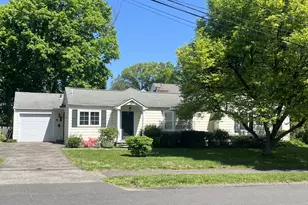 25 Gower Rd, New Canaan, CT 06840 - Photo 1