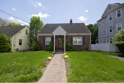 112 Clinton Street, New Britain, CT 06053 - Photo 1