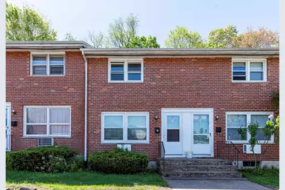 476 Woodbridge Street #APT 9, Manchester, CT 06042 - Photo 1